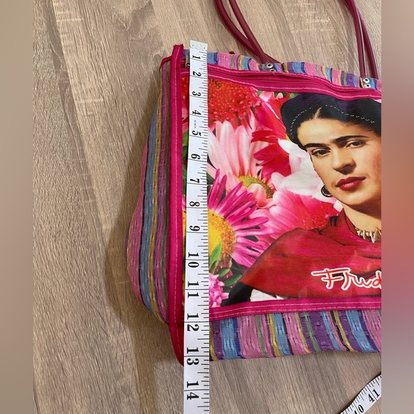 Frida Kahlo Beach Bag Tote - Picture 2 of 7